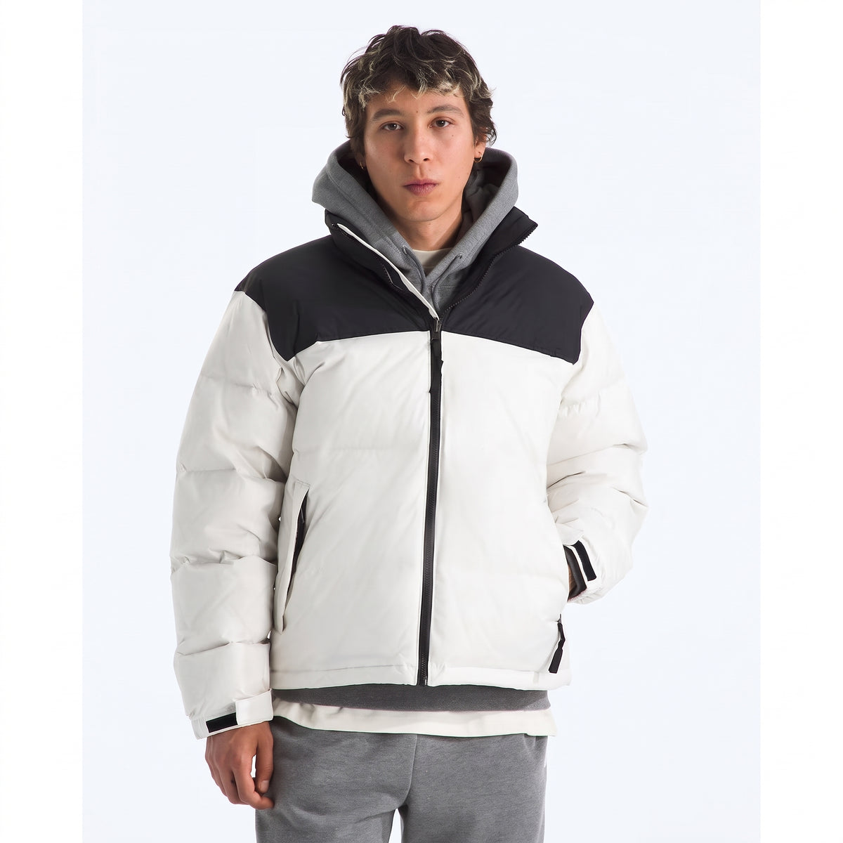 700 Retro Nuptse